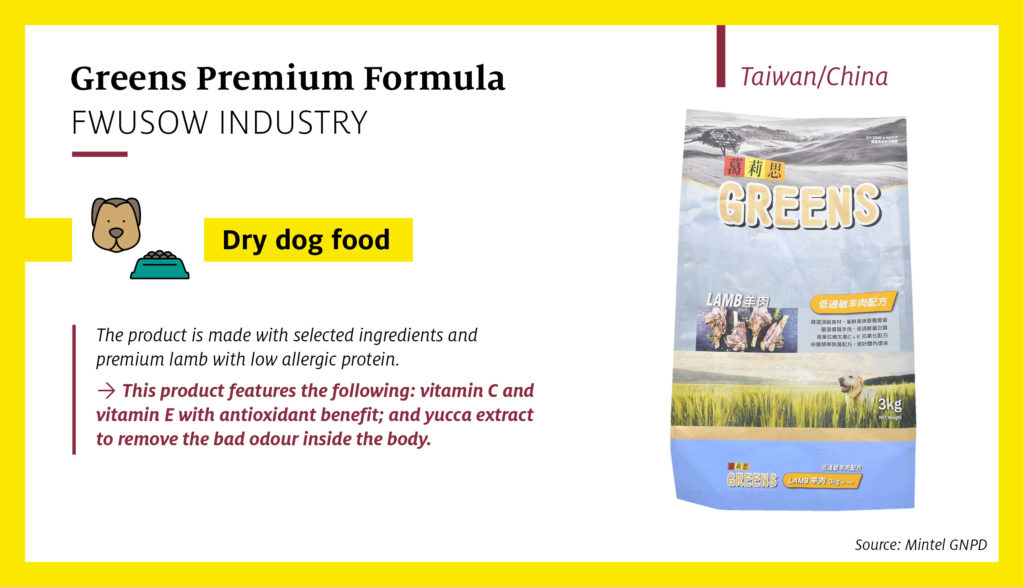 Greens Premium Formula Dog Food with Hypoallergenic Lamb Formula features the Taiwan CFP Carbon Footprint logo, indicating that this product contributes 12kg of CO2 emissions for the entire lifecycle of the product.